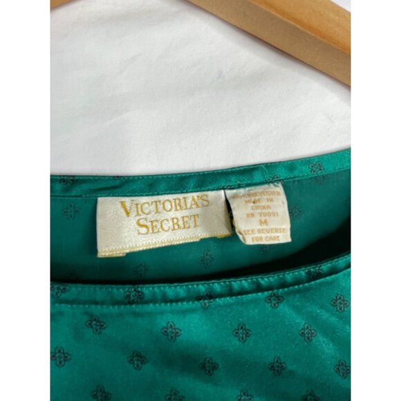 Victorias Secret Vintage Sleep Shirt size Medium Green AS IS - Picture 2 of 8